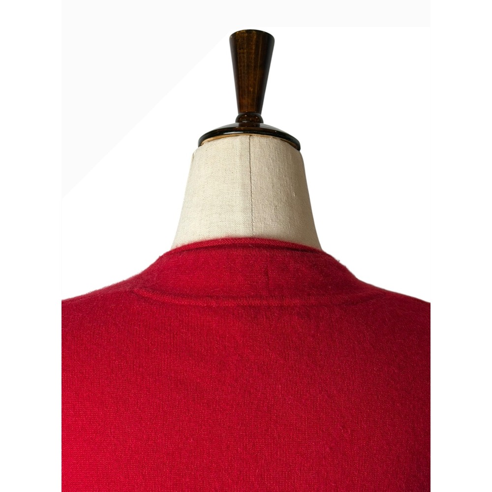 Investments Cashmere Sweater Women Large Red V Neck Knit Quiet Luxury Preppy - Picture 7 of 9